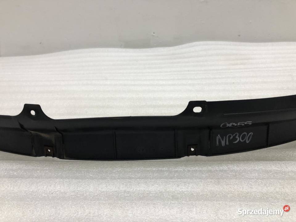 NADKOLE LISTWY PRZÓD NISSAN NAVARA D22 Karoseria