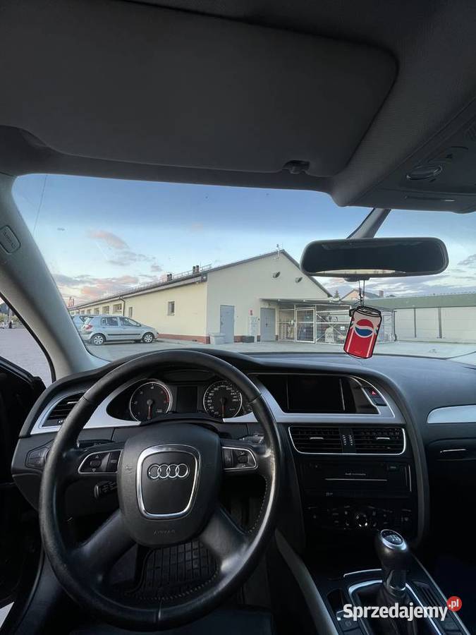 Sprzedam audi a4 b8 20 tdi 143 koni 229 Rok produkcji 2011 Krynka