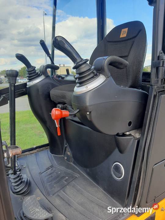 JCB 8018 CTS 2015r 2200mth GWARANCJA LEASING Gąsiennice Gniezno sprzedam