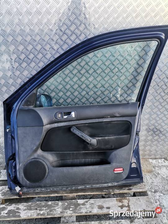Drzwi Prawy Przód Volkswagen Bora Pogorzelec