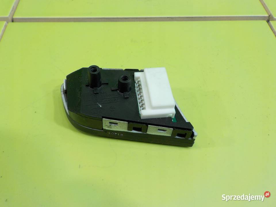 KIA SOUL I 16 CRDI 09r 5D przelacznik kierownicy