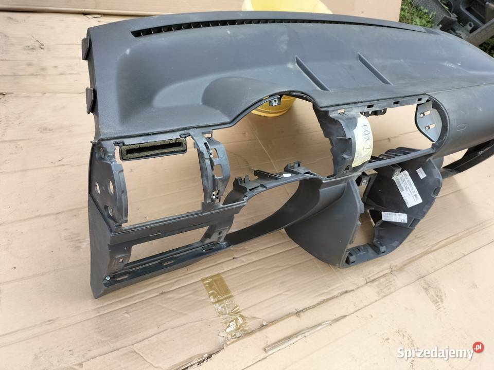 VW FOX DESKA ROZDZIELCZA KONSOLA KOKPIT Kamień-Kolonia