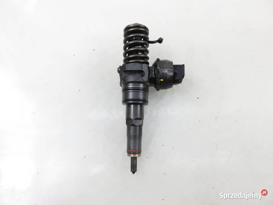 POMPOWTRYSKIWACZ VW GOLF IV 19 TDI 038130073AJ