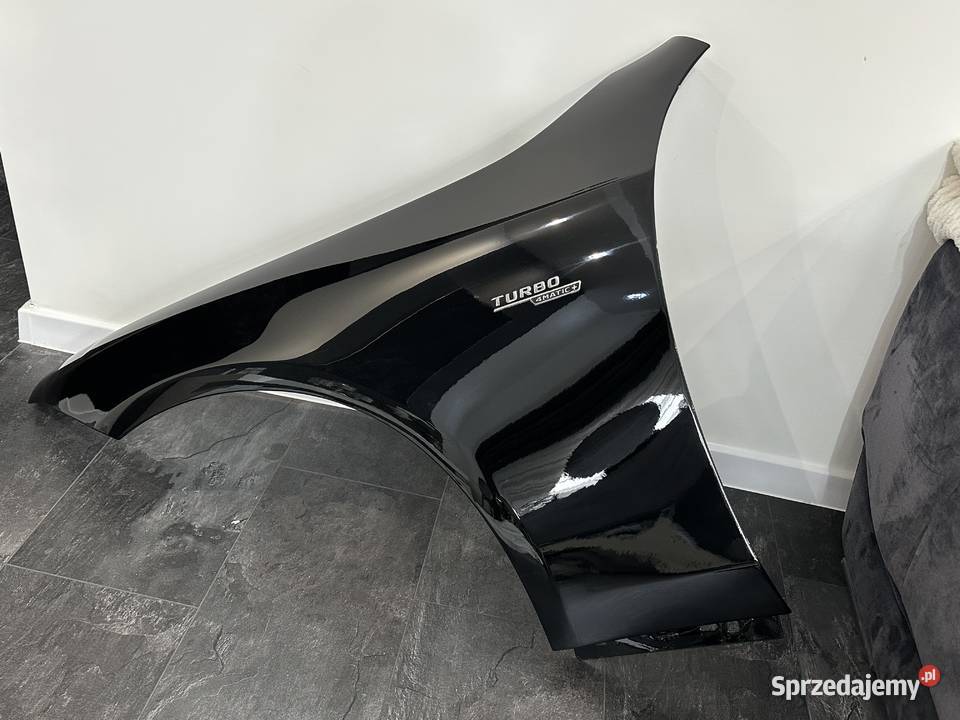 Sprzedam przedni lewy błotnik mercedes cls c257 Rok produkcji 2018 Leszno