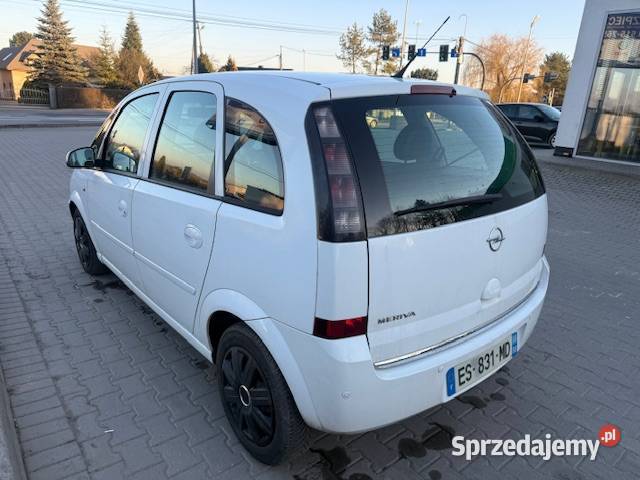 Opel Meriva lift 14 benz sprowadzone stan klima małopolskie Kraków sprzedam