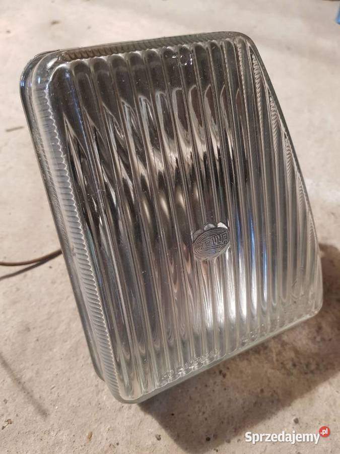 VW PASSAT B2 halogen reflektor lampa PRAWY VW Nowy Staw sprzedam