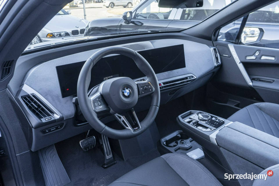 BMW iX iX xDrive45 Dostępne ręki klimatyzacja