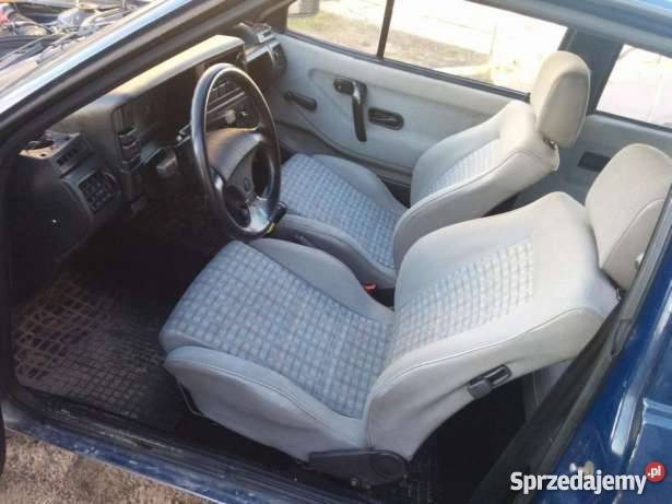 Volkswagen Polo 86c II 2 wnetrze boczki fotele Januszewo