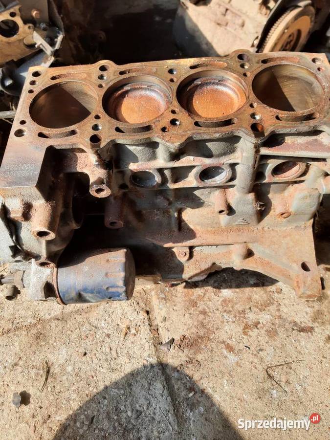 Fiat Doblo II Tipo Lancia 14 16V 843A1000 dół Ksawerów