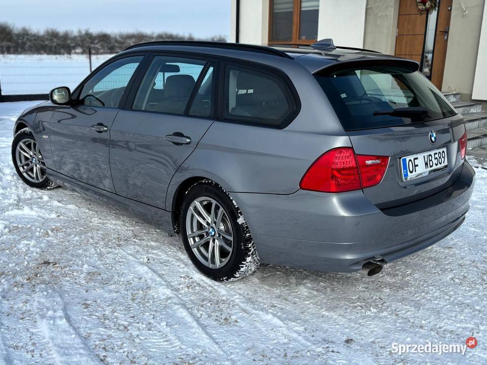 BMW E91 LIFT 20 DIESEL NOWY ROZRZĄD Z Niemiec Rok produkcji 2012 Niziny