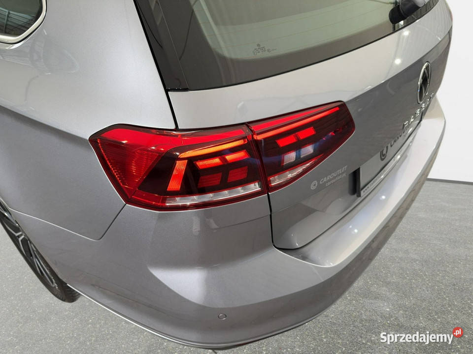 Volkswagen Passat Variant VAT 23 Business 20TDI relingi dachowe Myślenice