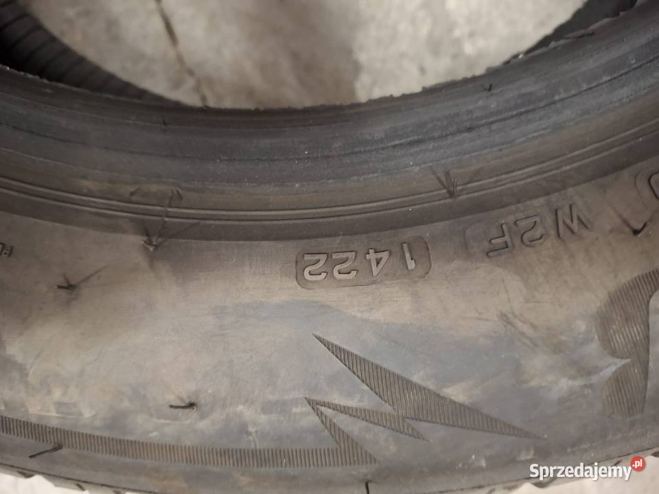 Sprzedam opony zimowe Bridgestone LM 005 205 Kraków