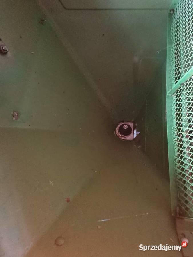 Rozsiewacz nawozów Amazone dwutalerzowy Zbójno sprzedam