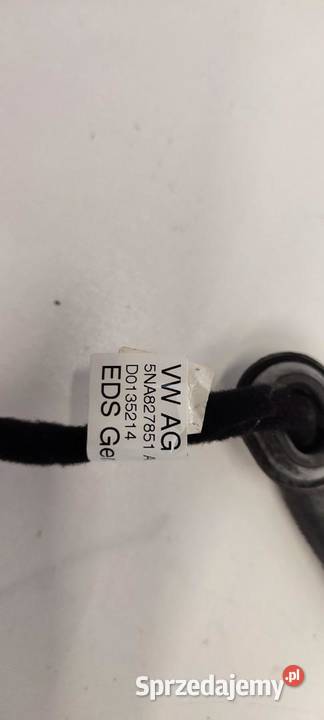 VW TIGUAN II SIŁOWNIK KLAPY PRAWY 5NA827851A