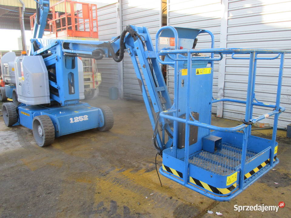 Podnośnik koszowy 13 m GENIE Z3422N