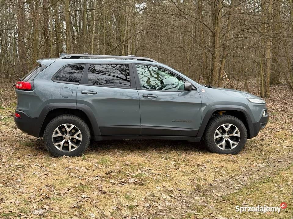Jeep Cherokee Trailhawk 32 V6 krajowy nawigacja Tarnowskie Góry