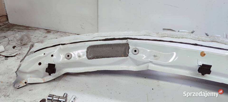 ŚCIANA GRODZIOWA AUDI A4 B9 A5 8F EUROPA 8W1 osobowe Przystajń