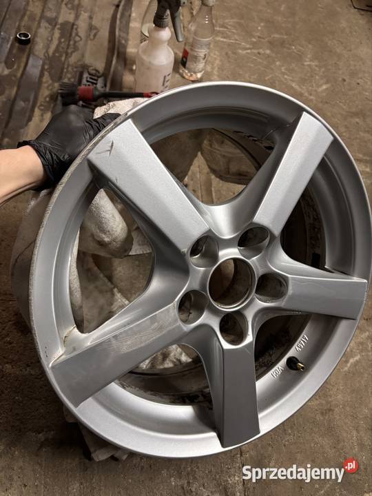 Felgi Enzo bmw 5x120 16 Średnica 16"