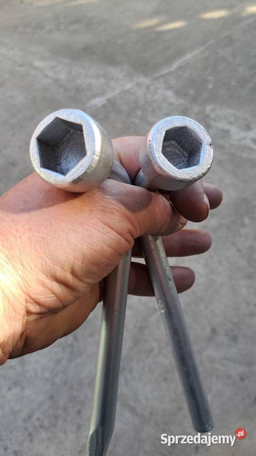 Klucz do kół Fiat 125p ST 6776r Klucze do kół Leszno