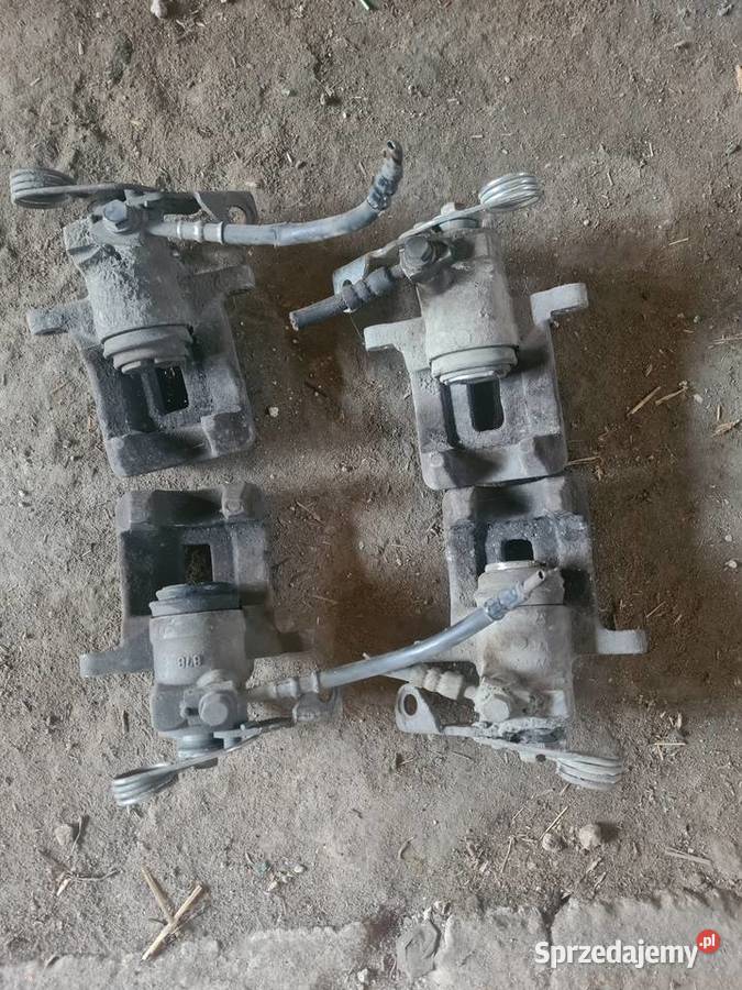 Zaciski tylne lewyPrawyPassat B5A6 C5 Sprawne Kawka