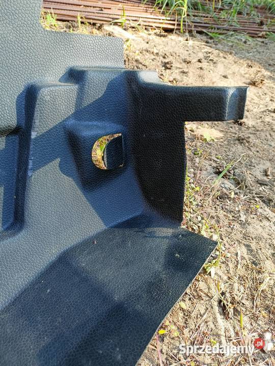 Mercedes 190 W201 wnęka osłona bagażnika boczki Skarżysko-Kamienna