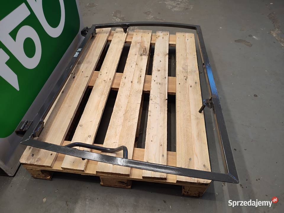 Ramka szyby przedniej G716810040051 Fendt 714 wielkopolskie Wilkowo sprzedam