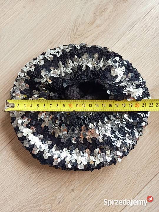 Beret czapka dziewczęcy cekinowy Płock sprzedam