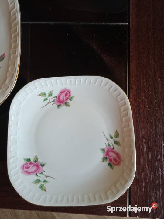 Talerze deserowe z porcelanyWawel Łódź sprzedam