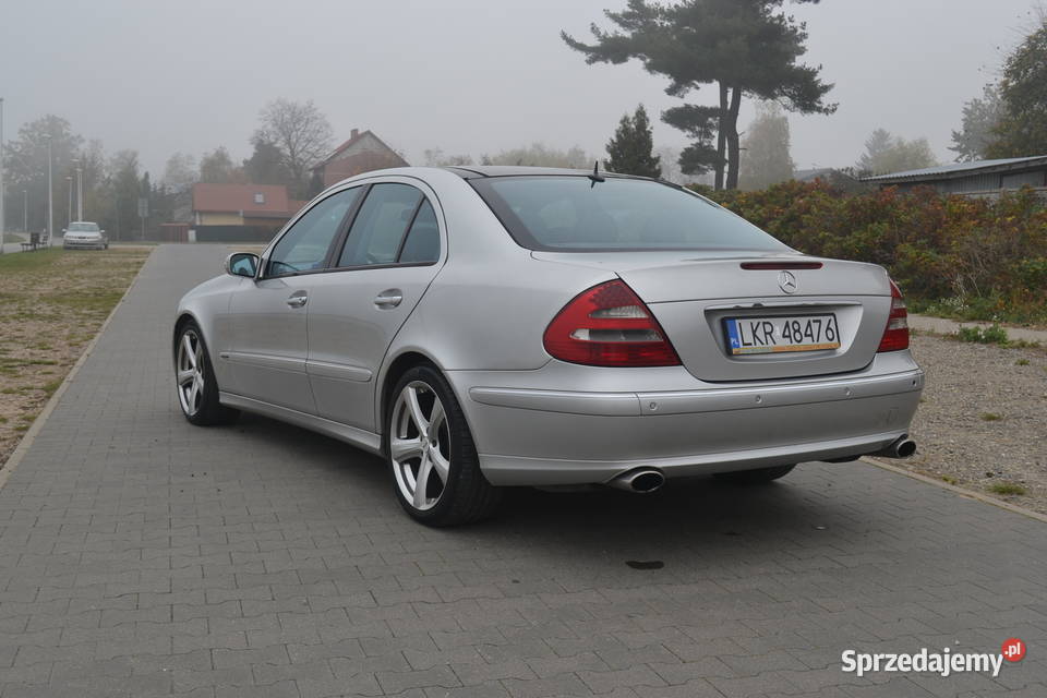 MercedesBenz W211 E270 AvangardePanorama 2700cm3 sprzedam