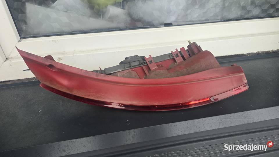 Lampa lewy tył do citroena C3 2004 Sosnowiec