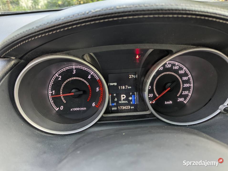 Mitsubishi Outlander II life 22 DTI 177 automat automatyczna Outlander Mrągowo