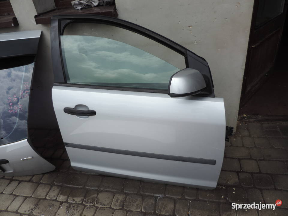 FORD FOCUS MK2 HB 5D DRZWI PRAWY PRZÓD KOLOR O3 Nowy Sącz