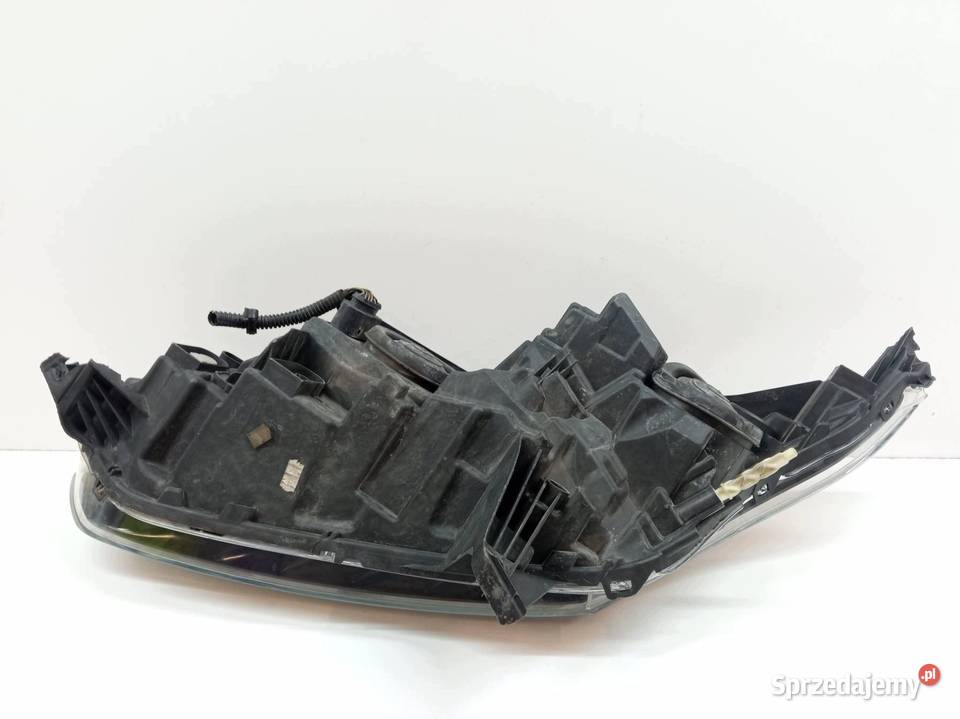 LAMPA PRZÓD PRAWA EU 90070363 Ford Transit