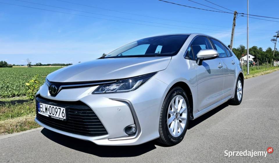 Toyota Corolla stan idealny niski oryginalny sprzedam