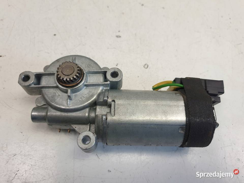 Chevrolet Equinox SILNICZEK SZYBERDACHU Wyposażenie wnętrza lubelskie Rudka