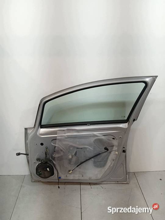 DRZWI PRAWE PRZÓD 5D Z176 Opel Corsa V 2014 E Motoryzacja