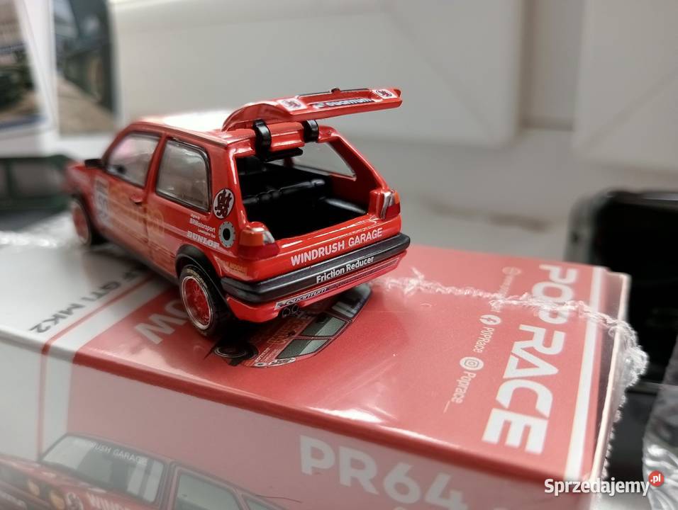 BMW M3 MercedesBenz Golf Mk2 Honda Civic Datsun pomarańczowy Jaworzno