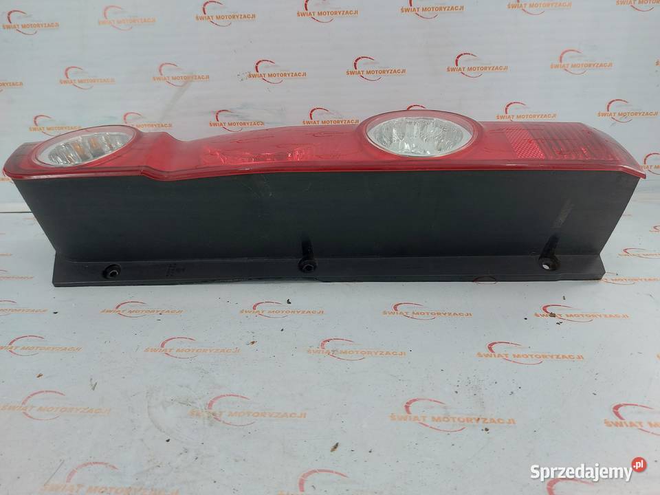 VW CRAFTER lampa prawa tył 2E0945247 Kielce sprzedam