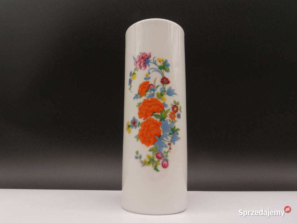 Porcelanowy Wazon z motywem kwiatowym marki Raszków