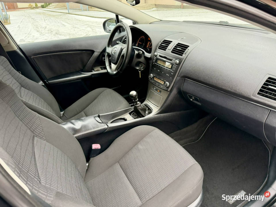 Toyota Avensis 18i 147 LPG Sekwencja Super Stan gniazdo AUX Zwoleń