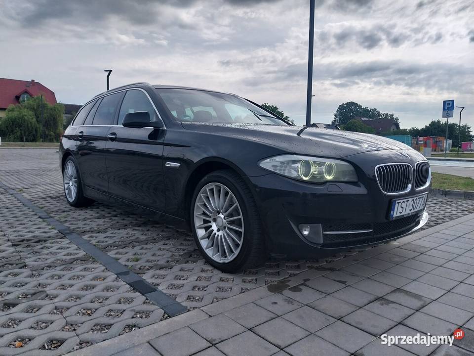 BMW F11 520 duży szyberdach skóry Opłaty do elektrochrom. lusterka boczne Starachowice sprzedam