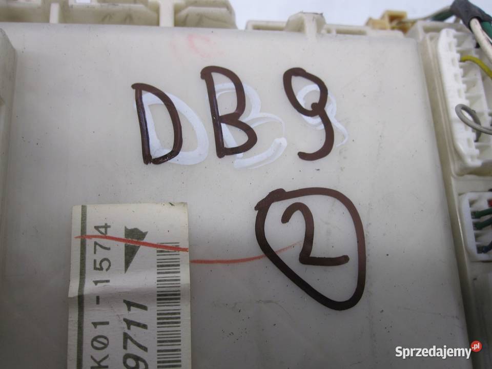 TOYOTA PRIUS XW20 06r skrzynka bezpieczników świętokrzyskie Kielce