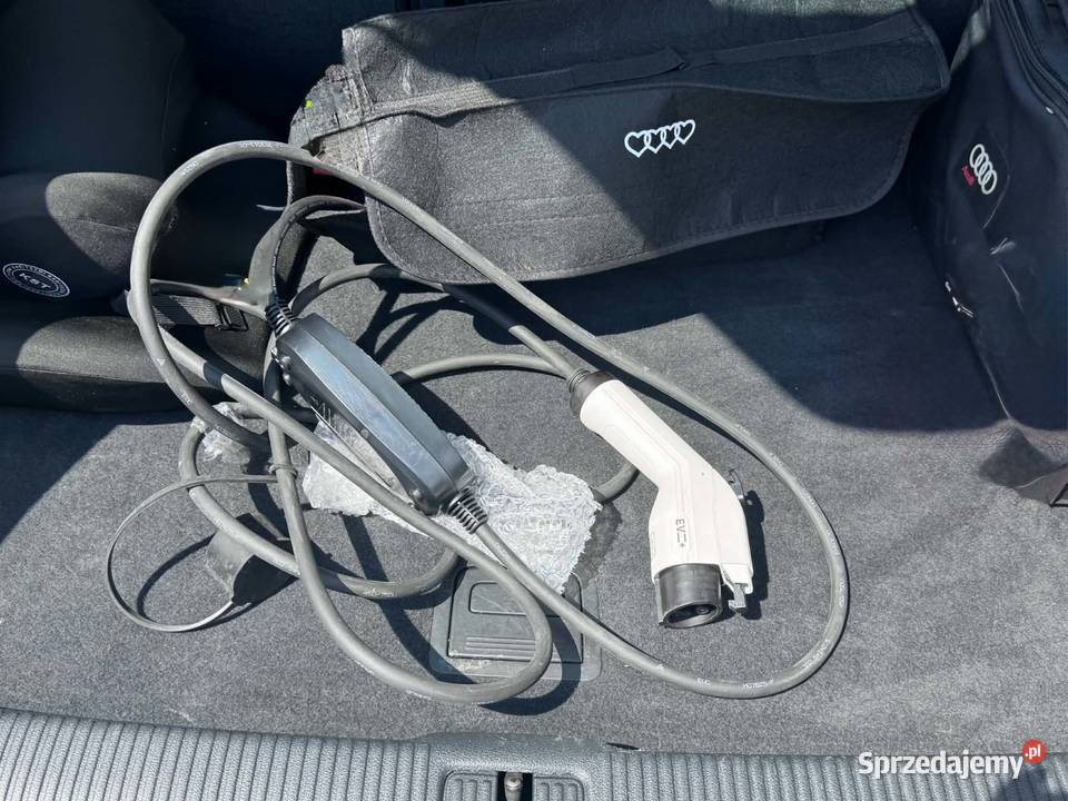 Audi A3 etron 2016r mazowieckie Błonie