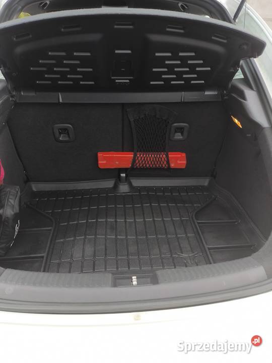 Volkswagen beetle 12 tsi design 105 Rok produkcji 2014 Przybędza