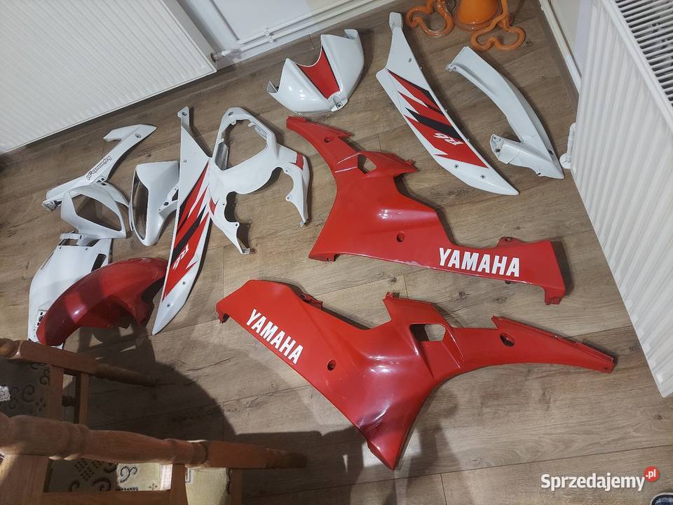 Plastiki Owiewki r6 rj11 oryginalne Blizne sprzedam