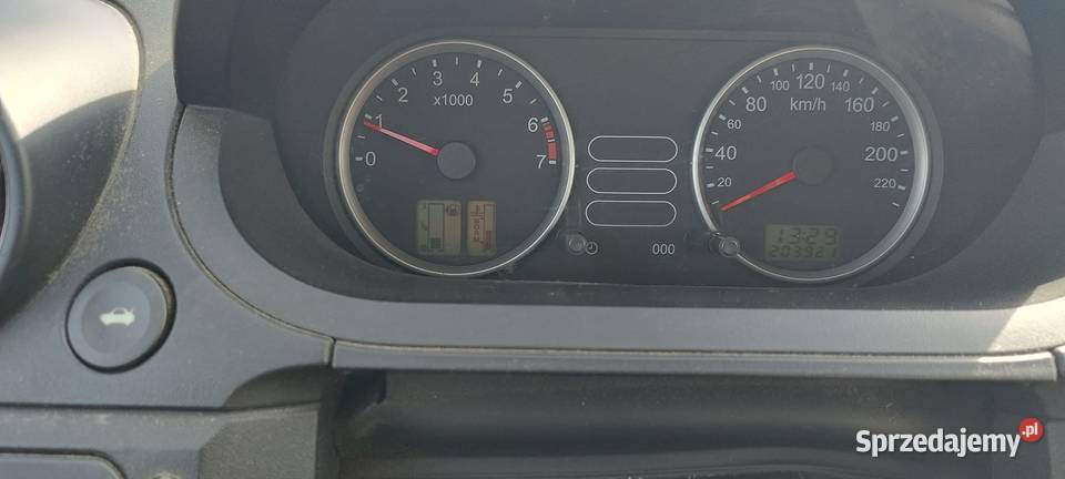 Sprzedam forda fiestę