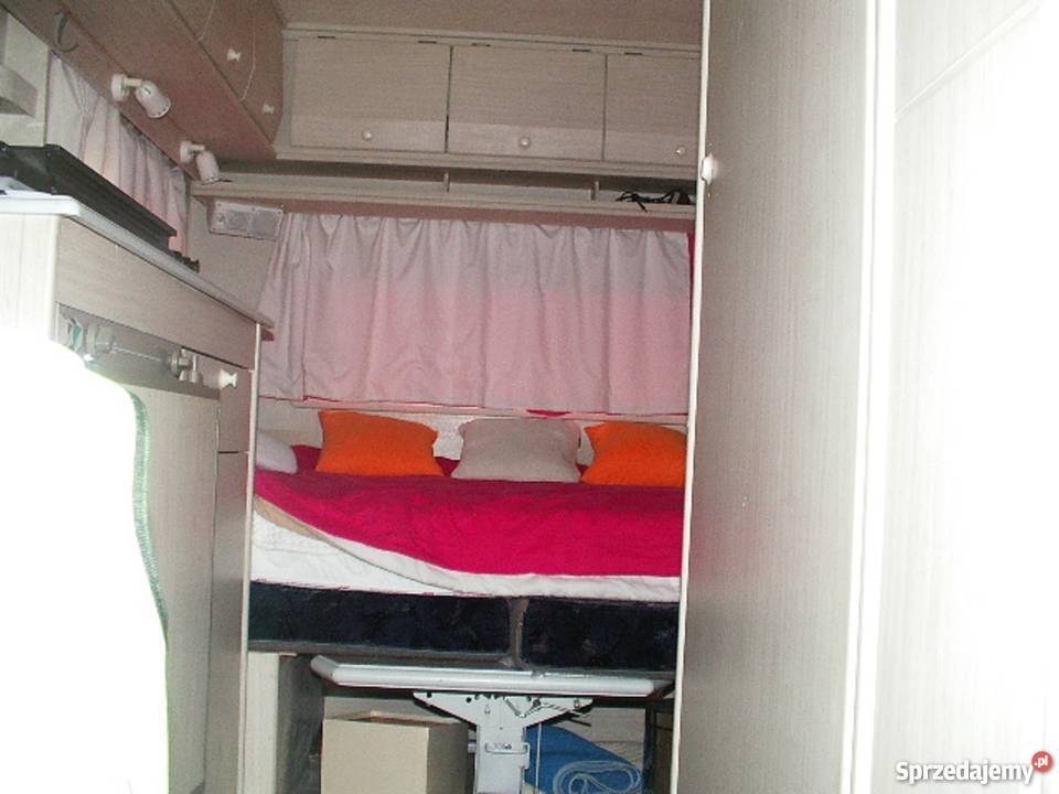 Ładny zadbany kamper Ford Transit Złota