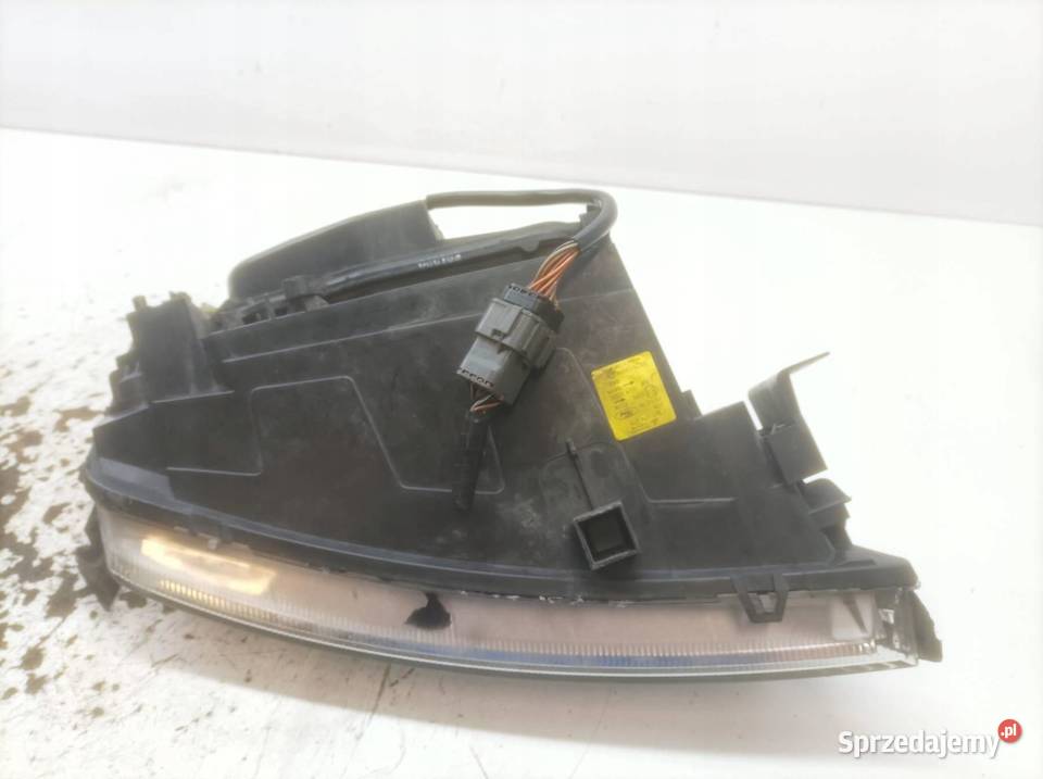 LAMPA PRZÓD LEWA XENON 1S7113006CN Ford Mondeo Oświetlenie