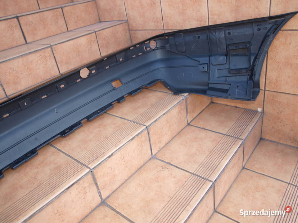 BMW 3 E36 zderzak tył sedan 1990 1998r Kalisz sprzedam