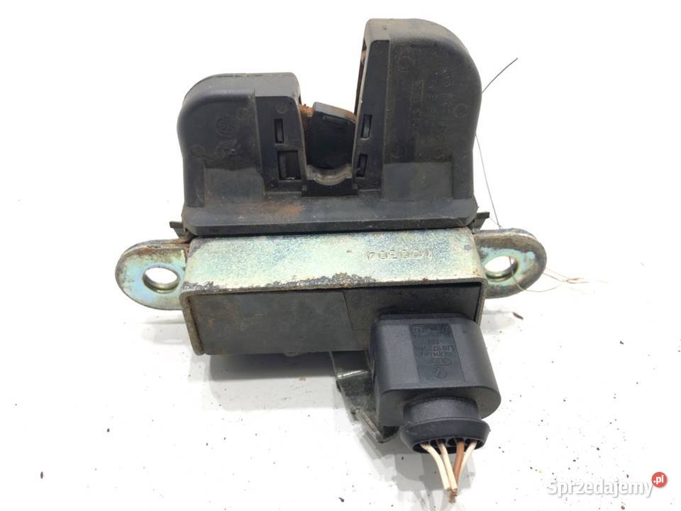 ZAMEK KLAPY TYŁ VW GOLF V Hatchback 1K6827505B osobowe